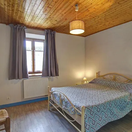 Holiday home Spacieux Avec Jardin Et Cheminee A Gumieres - Fr-1-496-148
