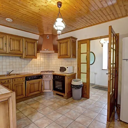 Spacieux Avec Jardin Et Cheminee A Gumieres - Fr-1-496-148 Gumieres (Loire)